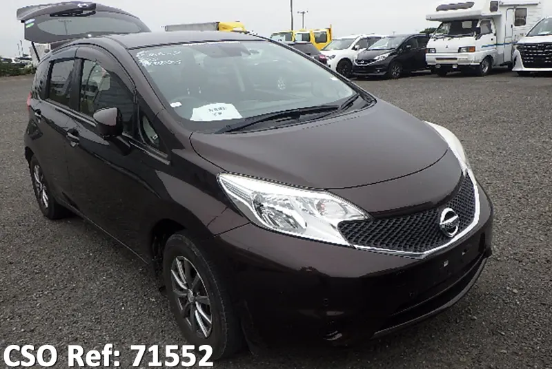 Nissan / Note 2015
